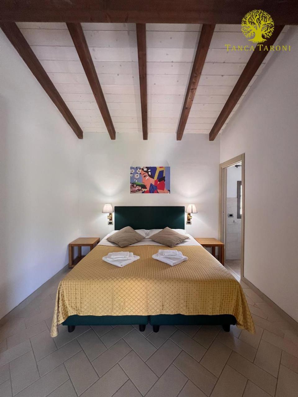 Agriturismo Bed And Breakfast Tanca Taroni Telti ภายนอก รูปภาพ