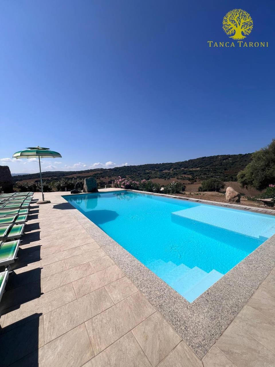 Agriturismo Bed And Breakfast Tanca Taroni Telti ภายนอก รูปภาพ