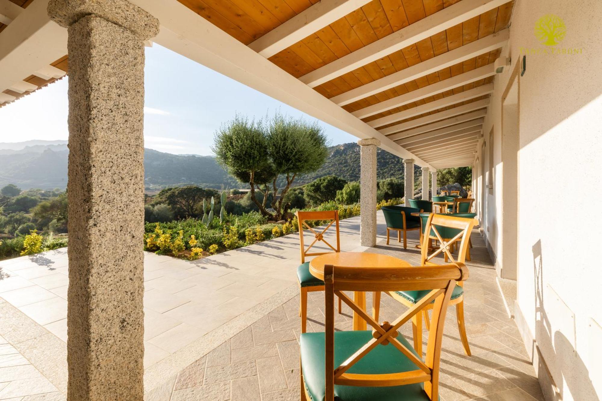 Agriturismo Bed And Breakfast Tanca Taroni Telti ภายนอก รูปภาพ